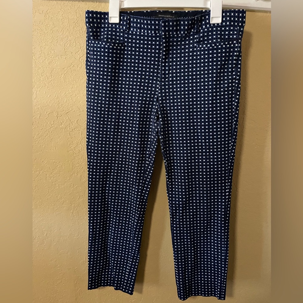Business Casual Straight Leg Crop Pant